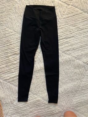 Muscle Republic Mid Rise Black Women’s Active Leggings